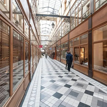 Marais Lovely Апартаменты *