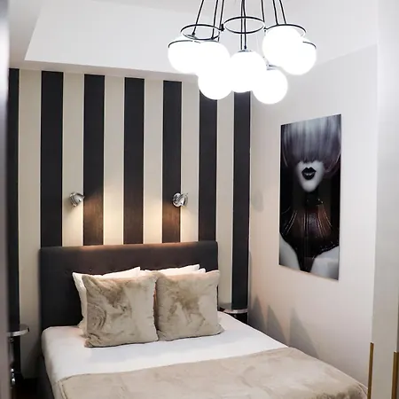 Marais Lovely Апартаменты Париж